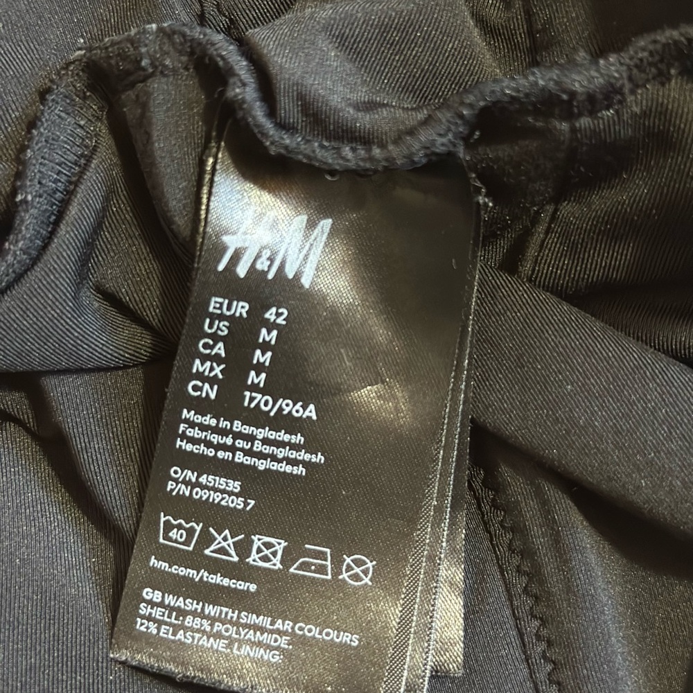 H&M Black Ruffled Kids One Piece - Picture 4 of 4